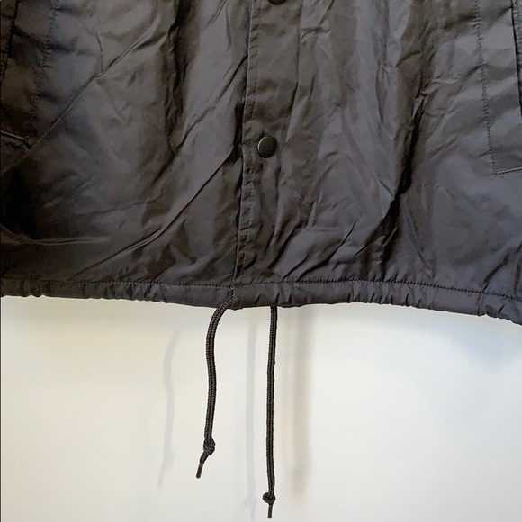 HUF MENS rain jacket/windbreaker. Size M - Picture 5 of 6